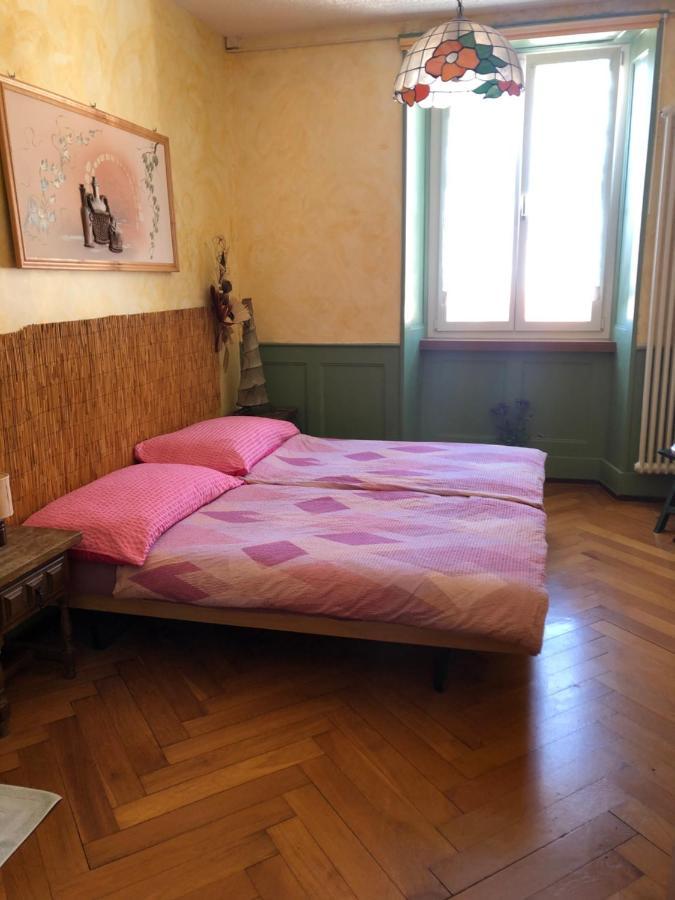 Chambres D'Hotes Le Passiflore Les Brenets Exterior photo
