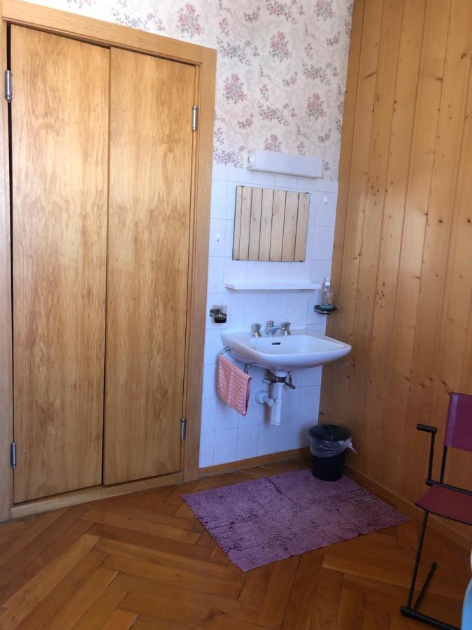 Chambres D'Hotes Le Passiflore Les Brenets Exterior photo
