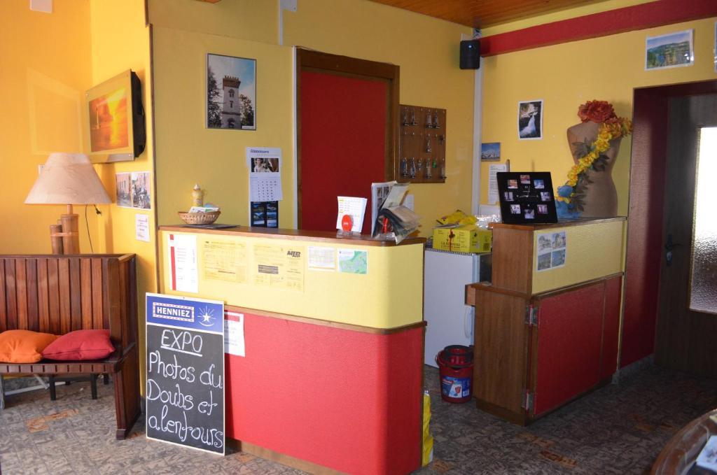 Chambres D'Hotes Le Passiflore Les Brenets Exterior photo