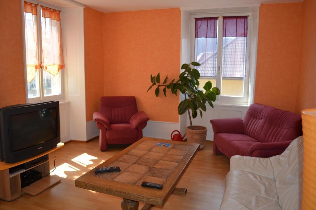 Chambres D'Hotes Le Passiflore Les Brenets Exterior photo